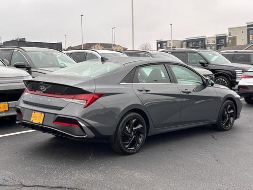 2026 Hyundai ELANTRA Sport