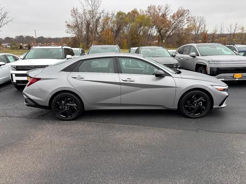 2026 Hyundai ELANTRA Sport