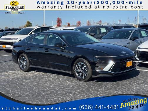 2026 Hyundai SONATA Hybrid Base