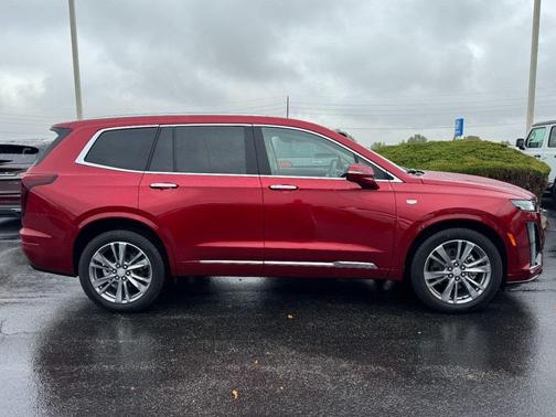 2025 Cadillac XT6 Premium Luxury AWD