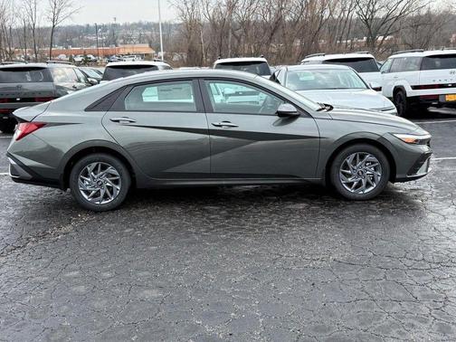 2026 Hyundai ELANTRA HEV Blue