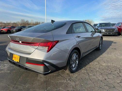 2026 Hyundai ELANTRA HEV Blue