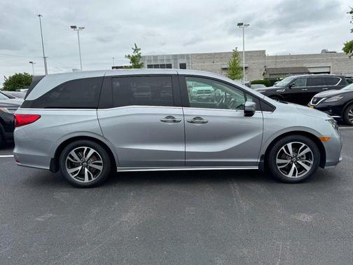 Lunar Silver Metallic 2021 Honda Odyssey Touring