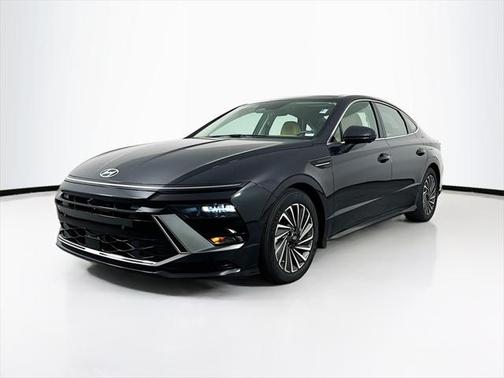 2024 Hyundai SONATA Hybrid Limited