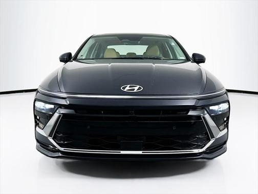 2024 Hyundai SONATA Hybrid Limited
