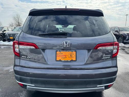 2019 Honda Pilot Touring 8-Passenger