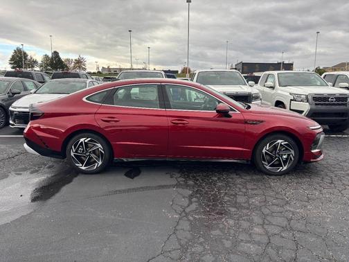 2026 Hyundai SONATA SEL