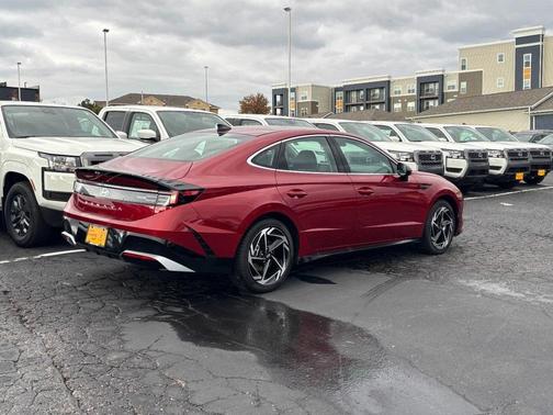 2026 Hyundai SONATA SEL