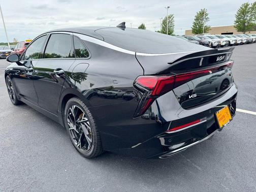 Aurora Black Pearl 2025 Kia K5 GT-Line