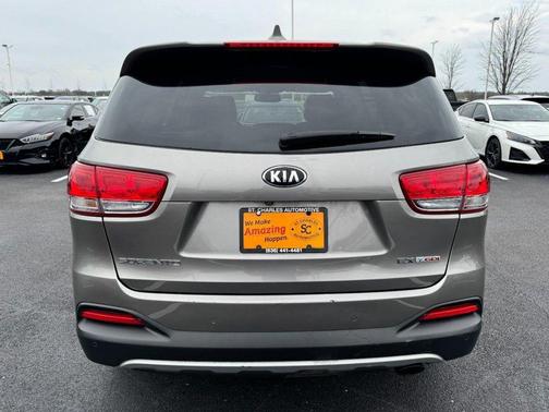 Titanium Silver 2016 Kia Sorento EX