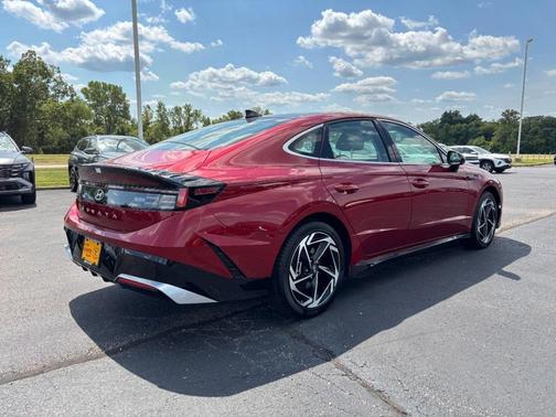 2025 Hyundai SONATA SEL