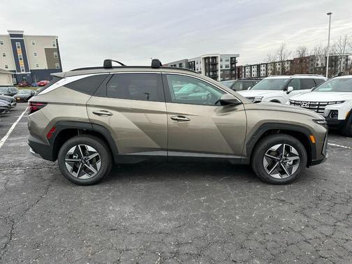 2026 Hyundai TUCSON Hybrid SEL