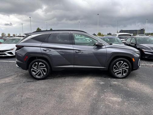 2025 Hyundai TUCSON Hybrid Limited