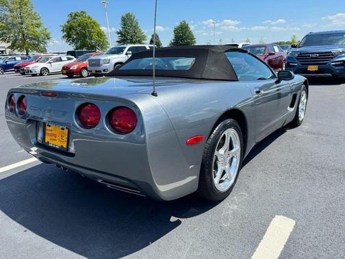 2003 Chevrolet Corvette Base