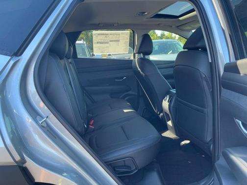 2026 Hyundai TUCSON SEL Convenience