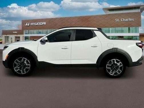 Atlas White 2025 Hyundai SANTA CRUZ Limited