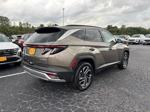 2025 Hyundai TUCSON Hybrid Limited