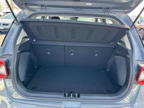 2022 Hyundai VENUE SE