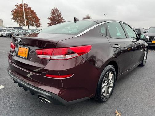 2020 Kia Optima LX