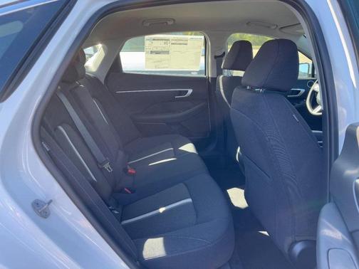 2026 Hyundai SONATA SEL