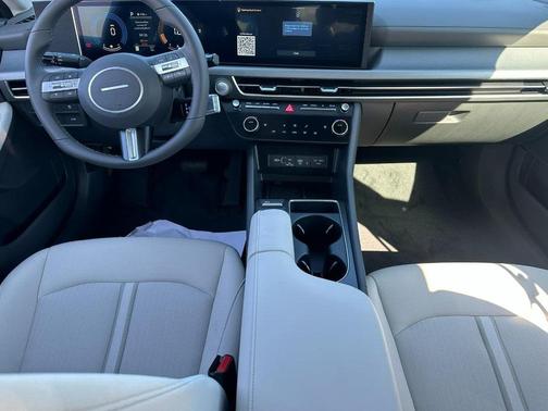 2026 Hyundai SONATA SEL