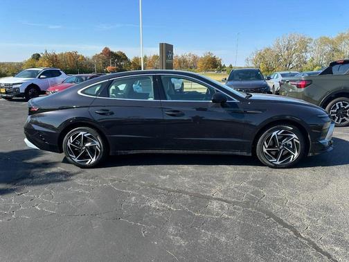 2026 Hyundai SONATA SEL