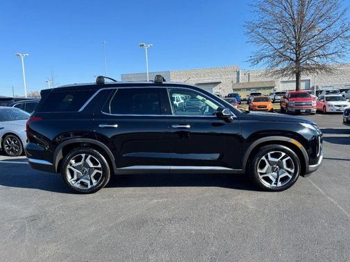Abyss Black Pearl 2025 Hyundai PALISADE Limited
