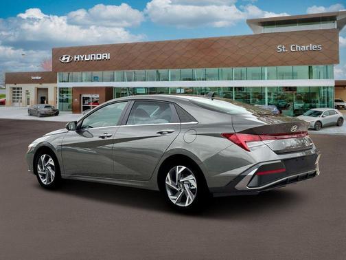 Amazon Gray 2026 Hyundai ELANTRA Limited