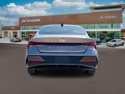 2025 Hyundai ELANTRA HEV Limited