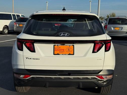2024 Hyundai TUCSON SE