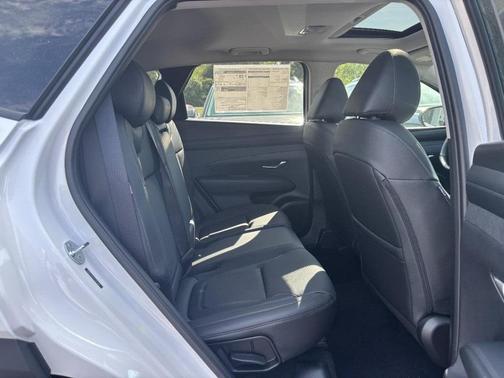 2026 Hyundai TUCSON SEL Convenience