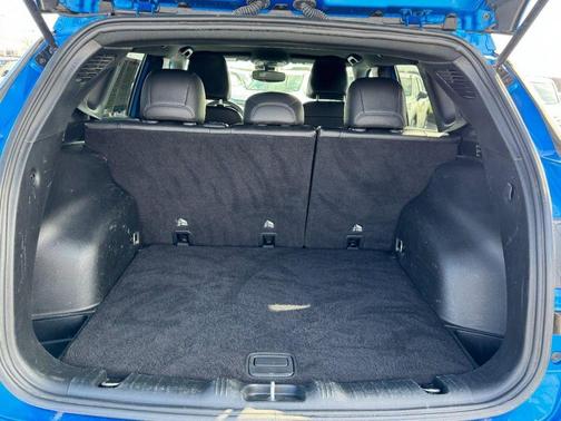 Hydro Blue Pearlcoat 2024 Jeep Compass Latitude