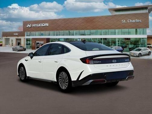 2026 Hyundai SONATA Hybrid SE