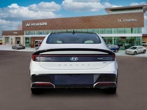 2026 Hyundai SONATA Hybrid SE