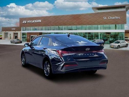 Abyss Black 2026 Hyundai ELANTRA Sport