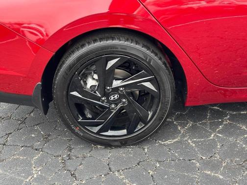 2026 Hyundai ELANTRA Sport