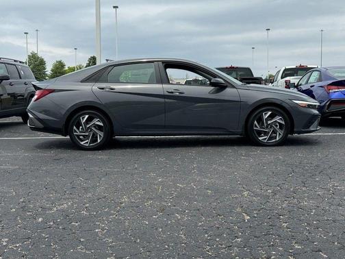 Ecotronic Gray 2025 Hyundai ELANTRA HEV SEL Sport