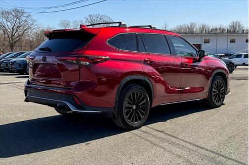 2024 Toyota Highlander XSE