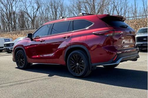 2024 Toyota Highlander XSE