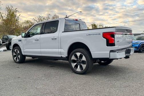 2025 Ford F-150 Lightning Platinum