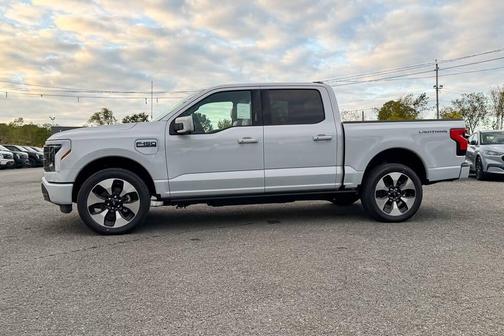 2025 Ford F-150 Lightning Platinum