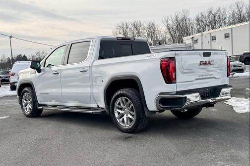 2022 GMC Sierra 1500 SLT