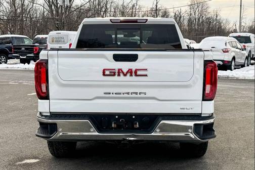 2022 GMC Sierra 1500 SLT