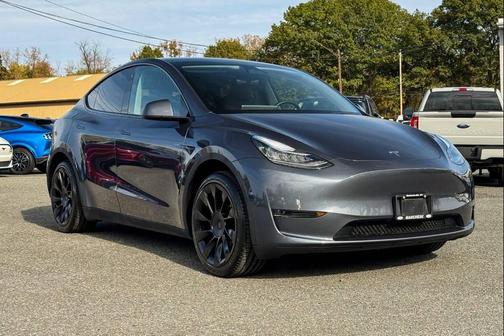 2023 Tesla Model Y Long Range AWD 4dr Crossover