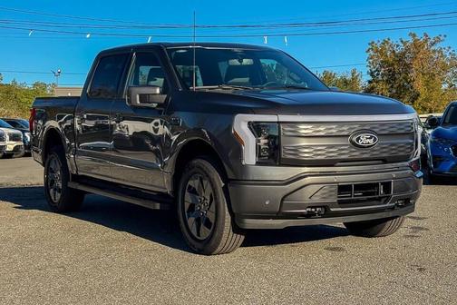 2025 Ford F-150 Lightning LARIAT