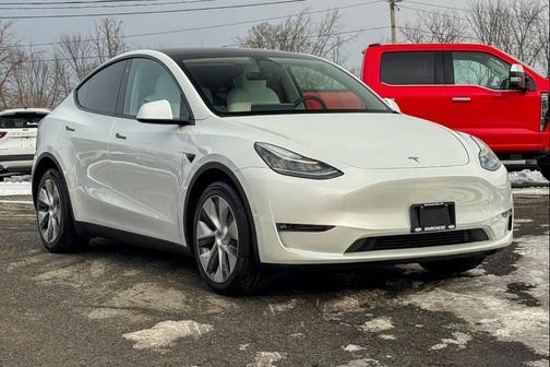 2023 Tesla Model Y Long Range Dual Motor All-Wheel Drive