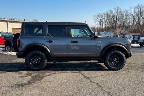 Carbonized Gray Metallic 2026 Ford Bronco Big Bend