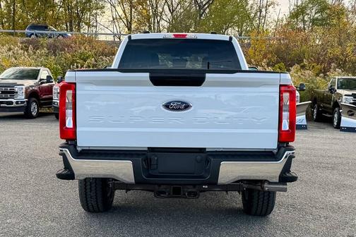 2026 Ford F-350 XLT