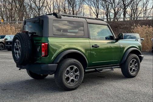 Eruption Green Metallic 2023 Ford Bronco Big Bend