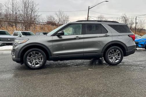 2026 Ford Explorer Active w/200A Pkg